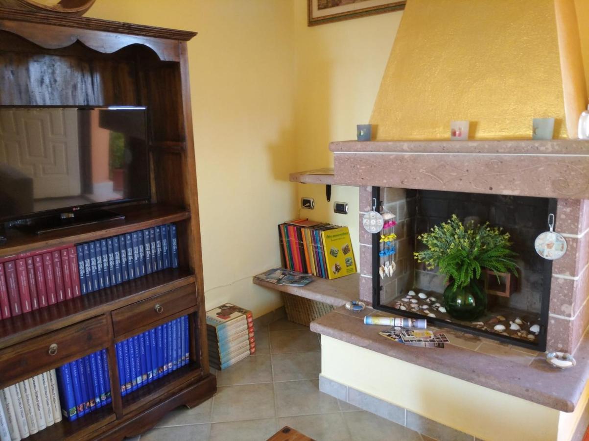 Casa Bon' Aria Fronte Mare Sud Sardegna Villa La Maddalena  Ngoại thất bức ảnh